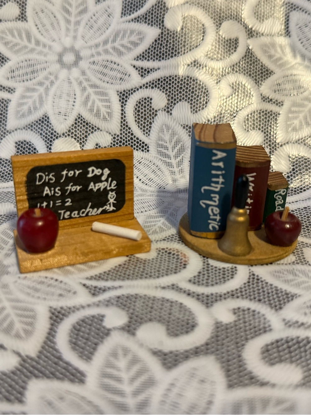 Vintage Miniature Schoolhouse Decor Lot - Blackboard & Books 🍎